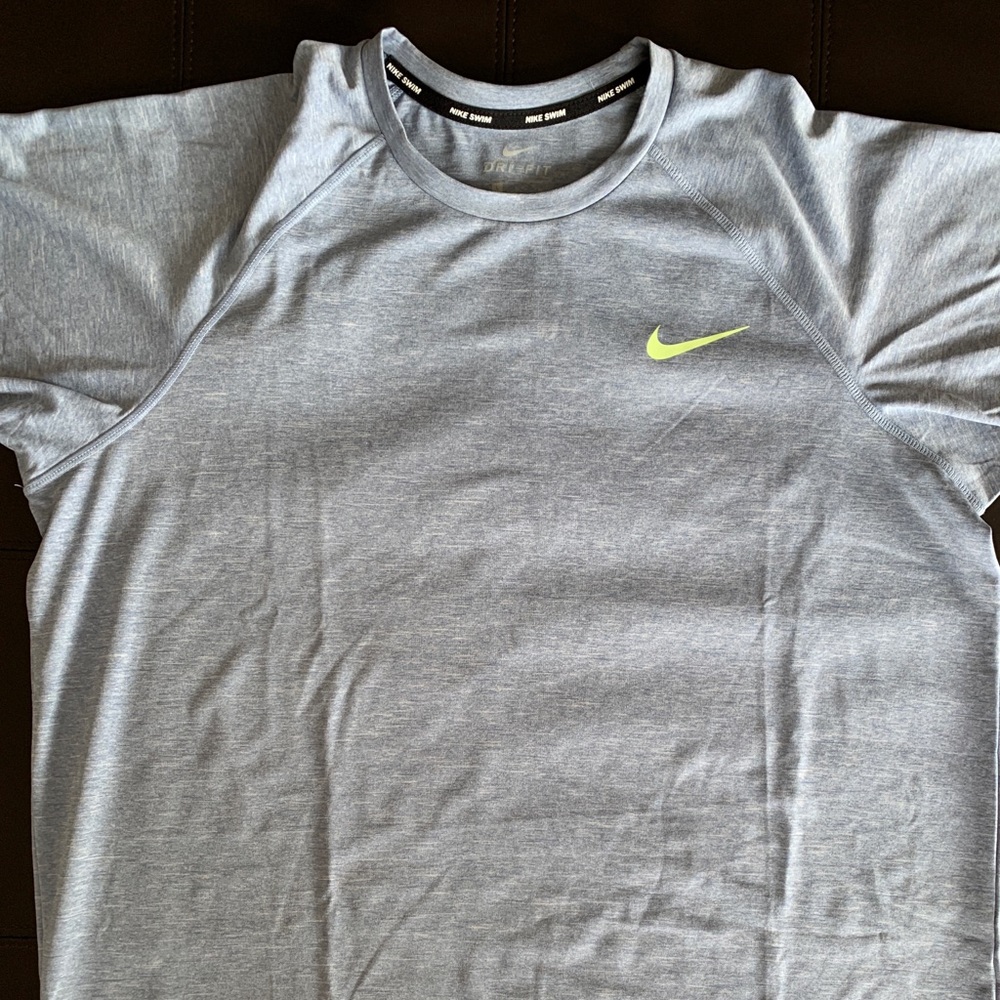 Nike Dri-Fit Swim SPF 50 Tee Sz Large